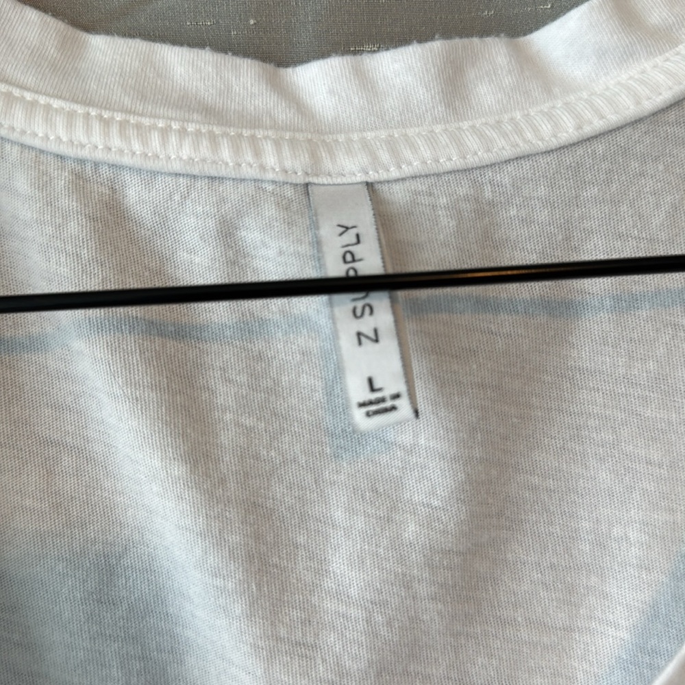 Z Supply White V-Neck Cropped Pocket Tee Size Large - Picture 3 of 4